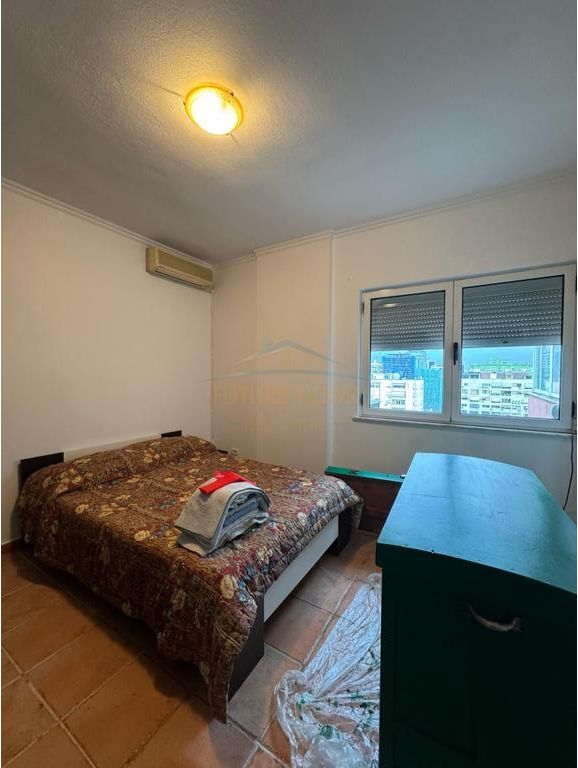Qira, Penthouse 3+2+2 tek rruga Andon Zako Cajupi, Stadiumi Dinamo, Tiranë.
