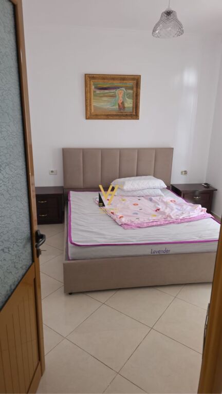 JEPET APARTAMENT 1+1 ME QERA TE XHAMLLIKU 45.000 LEKE
