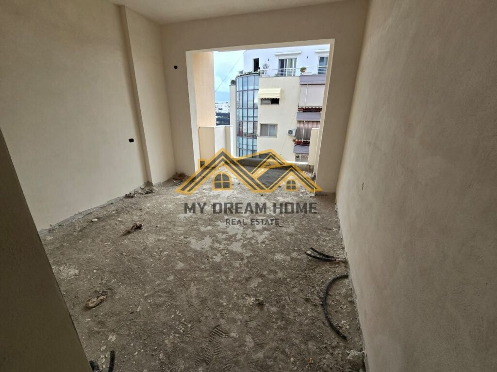 FOR SALE APARTMENT 2+1+2 IN THE CENTER OF DURRES!