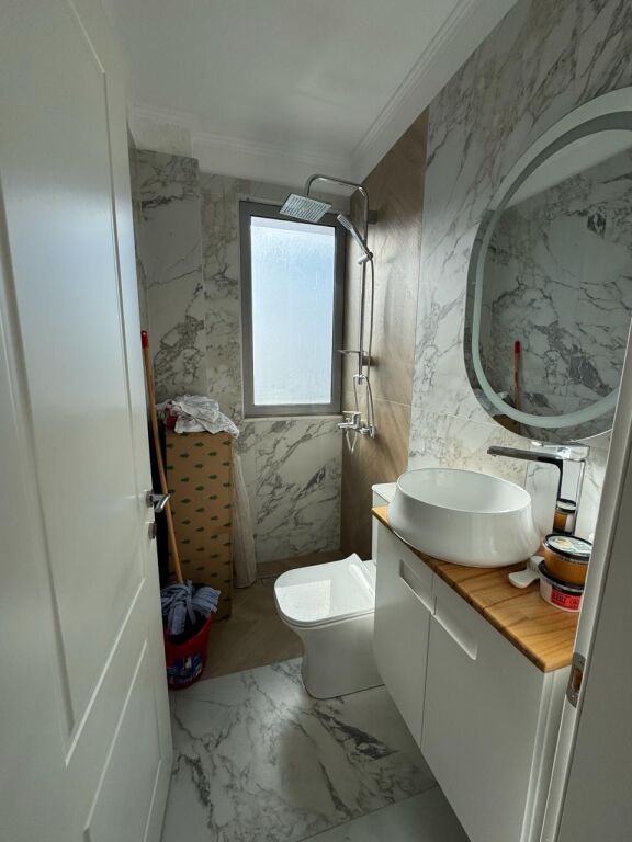 Jepet apartament me qera 2+1+2