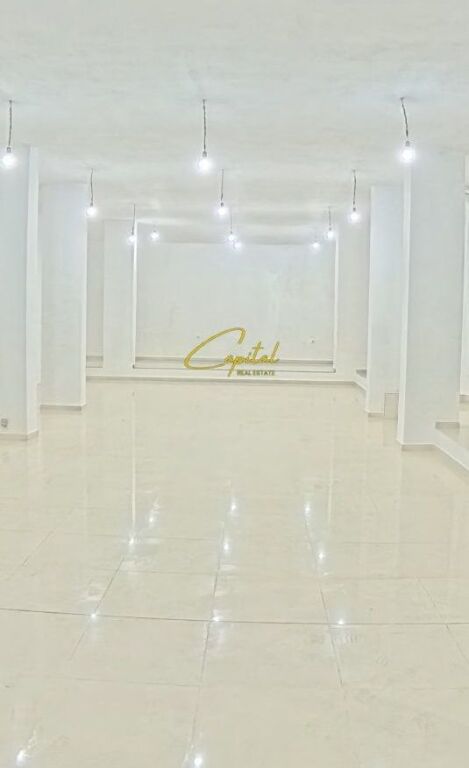 LOCALE COMMERCIALE IN AFFITTO 125 M2 MEDRESEJA 900 EURO