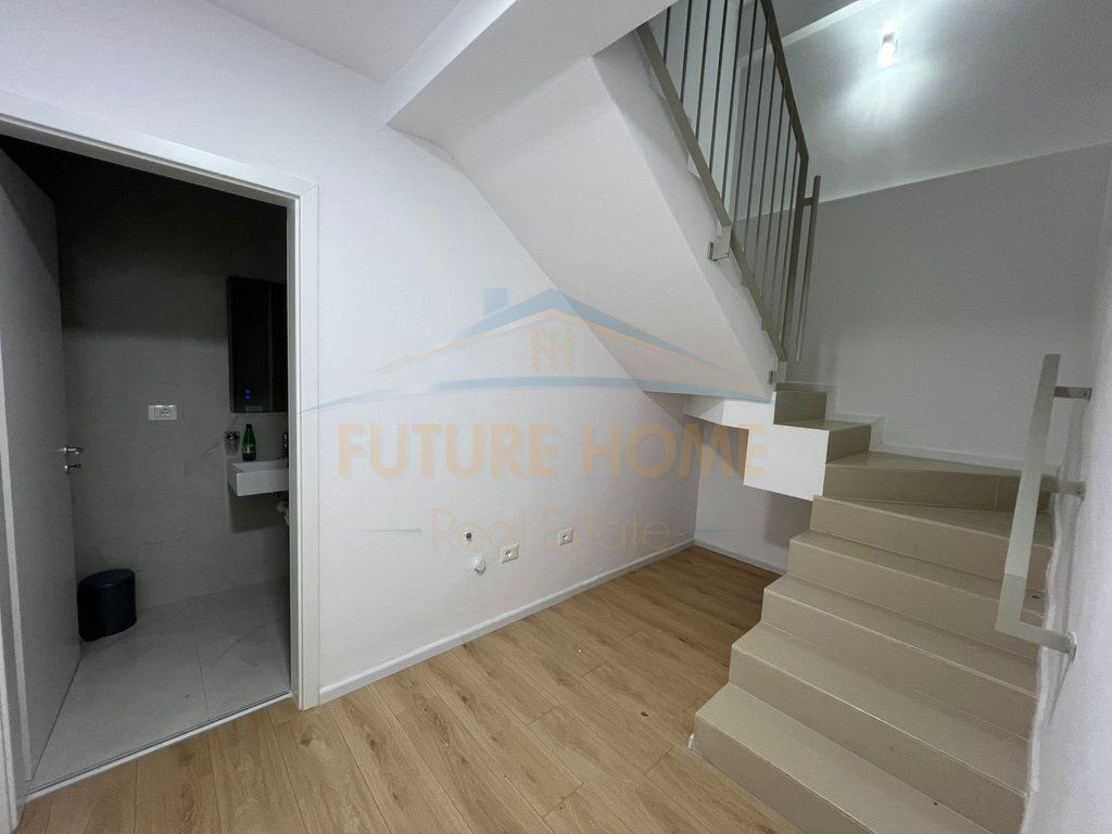 Qira, Vilë 3-kateshe, Aba Residence, Sauk, Tirane
