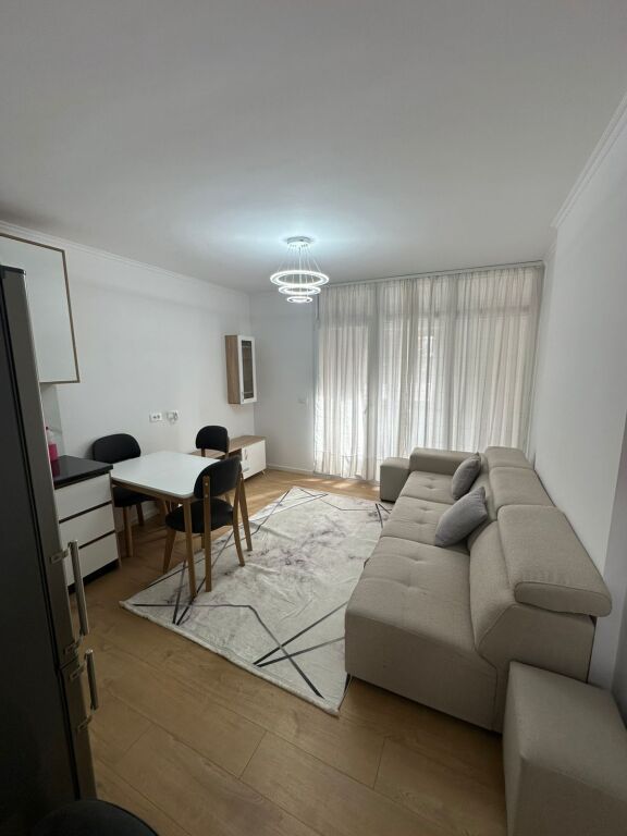 Apartment 2+1, Don Bosko!