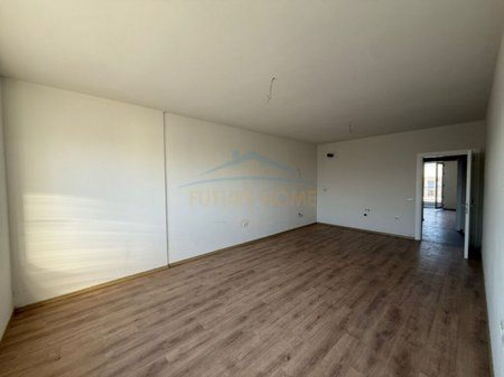 Shitet , Apartament 2+1 , Univers City , Tirane