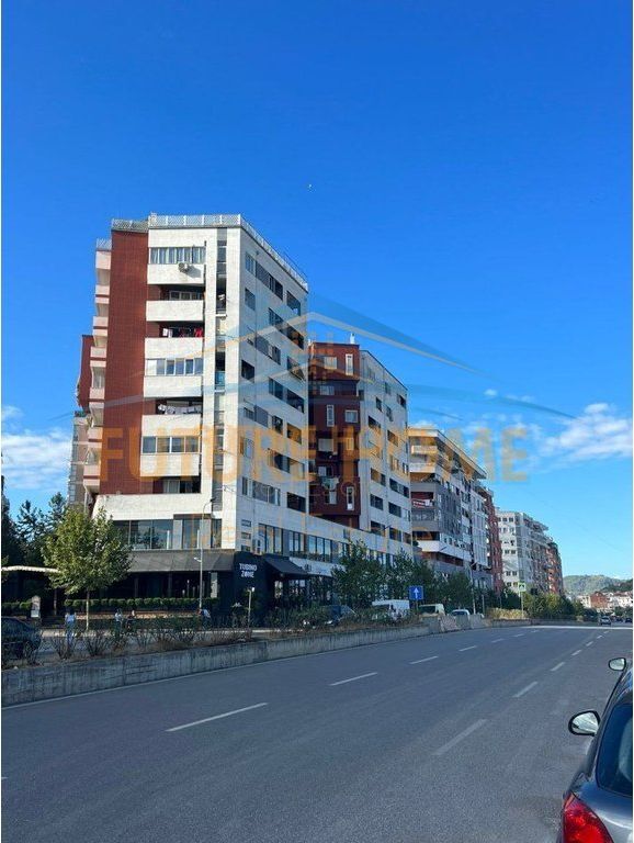 Shitet, Apartament 1+1, Unaza e Re