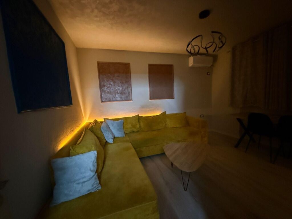 Appartamento 1+1+Veranda in Via Dibres