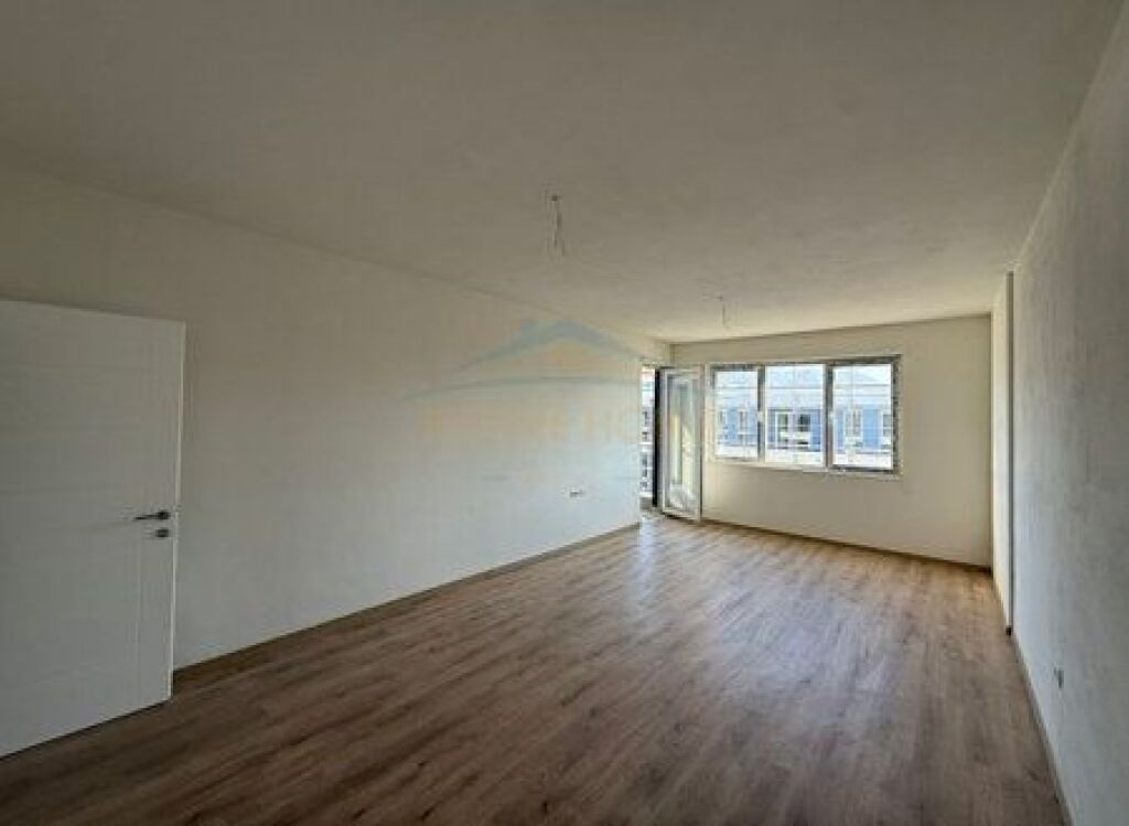 Shitet , Apartament 2+1 , Univers City , Tirane