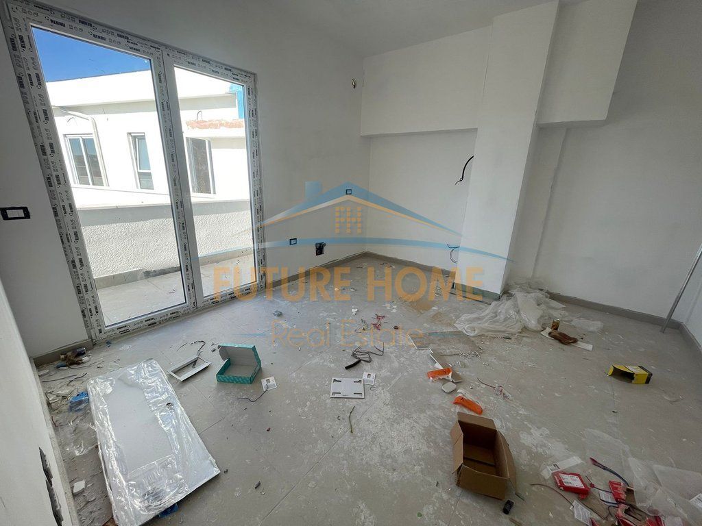 Shitet, Apartament 1+1, Unaza e Re
