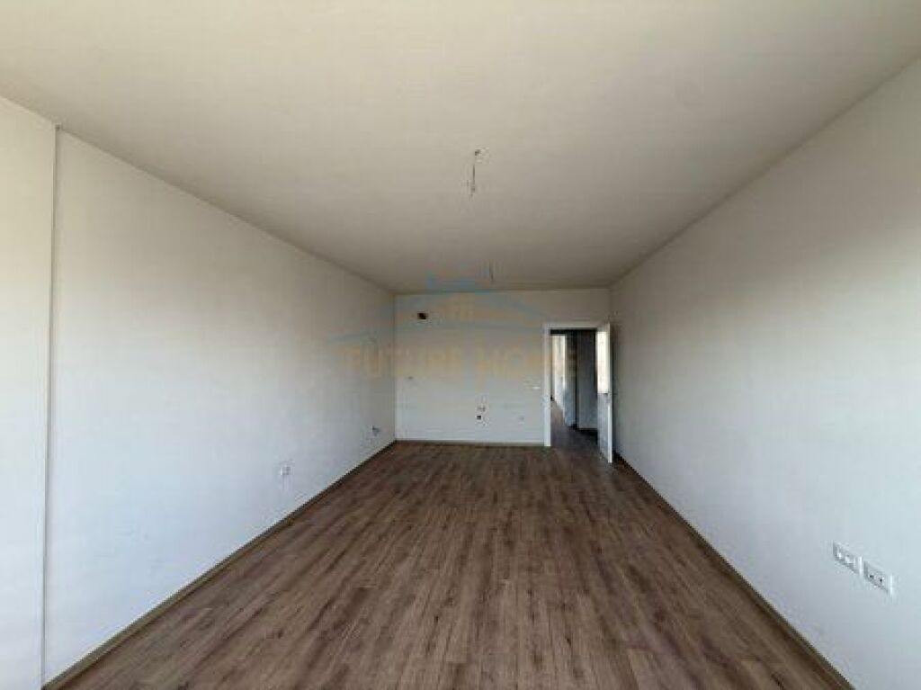 Shitet , Apartament 2+1 , Univers City , Tirane