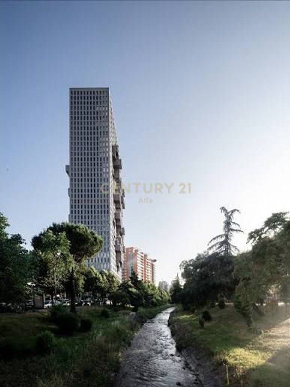 Jepet me qira ambient për zyra në Downtown, në Rrugën e Elbasanit!    4,300 € /Muaj