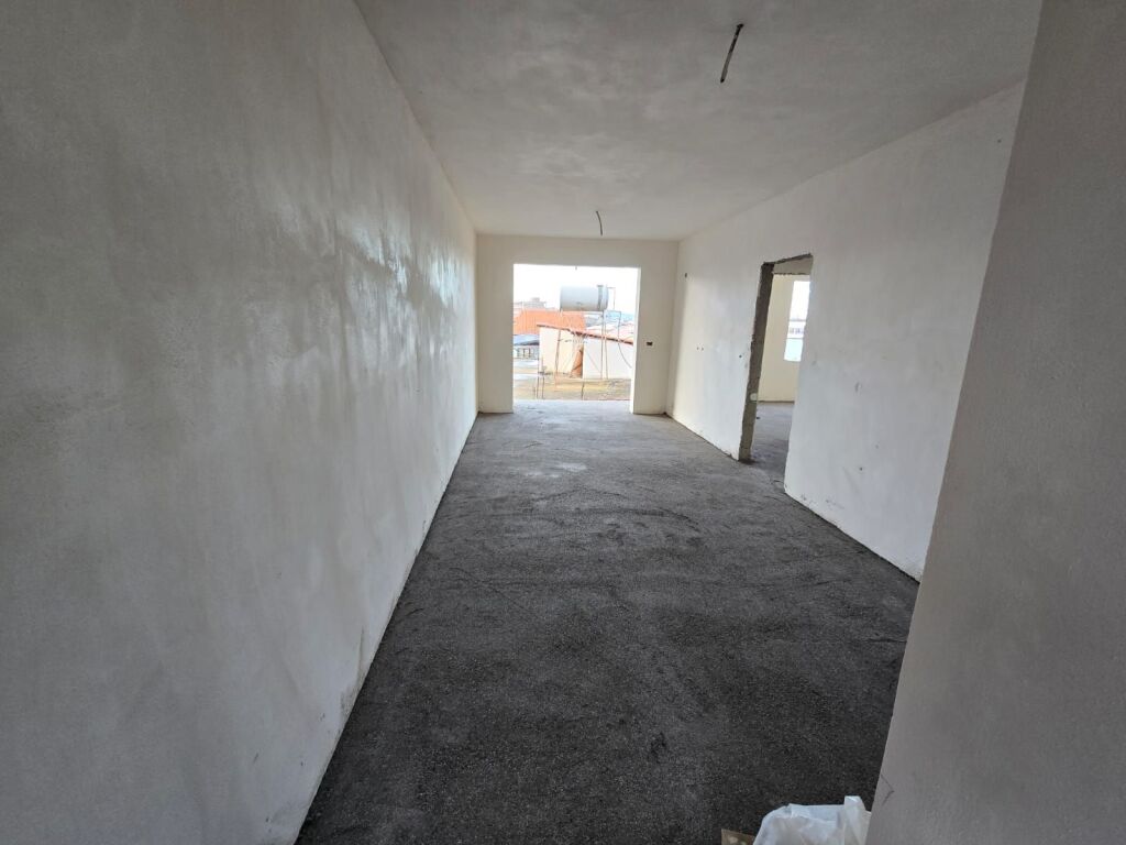 🏢 APARTAMENT 2+1 PËR SHITJE – PLAZH, DURRËS (RROTA E KUQE)
