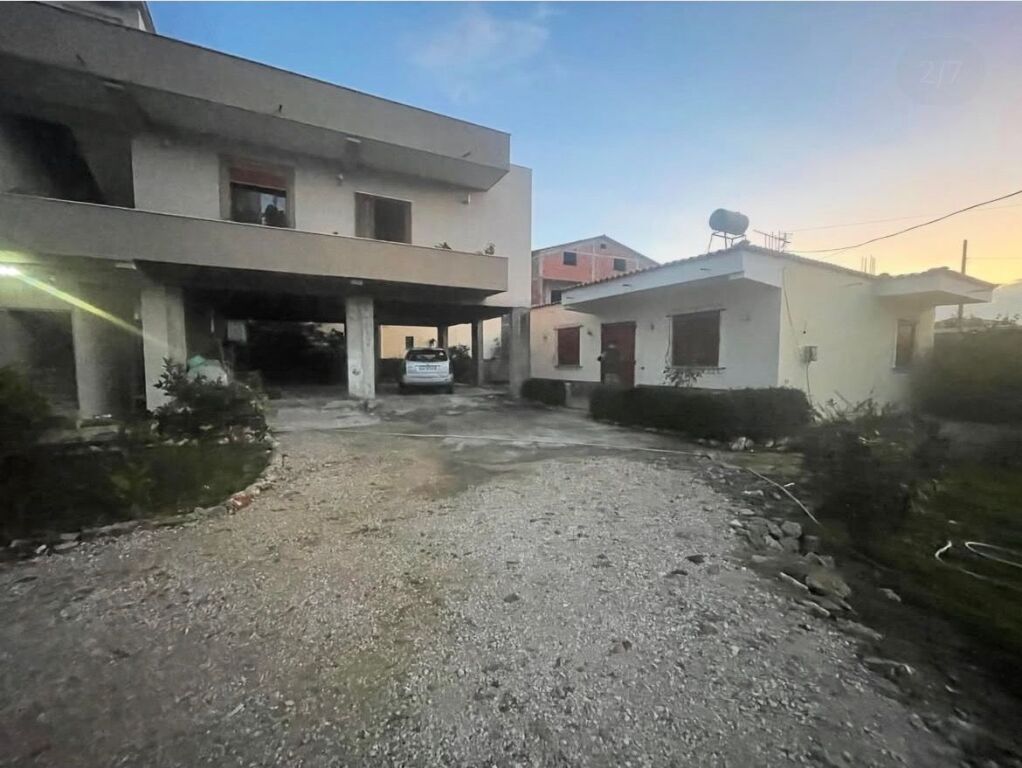 Casa Privata in Affitto 2+1 Arredata