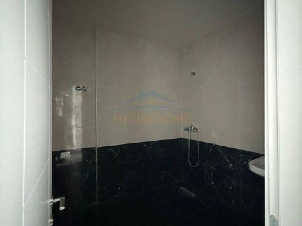 Shitet , Apartament 2+1 , Univers City , Tirane