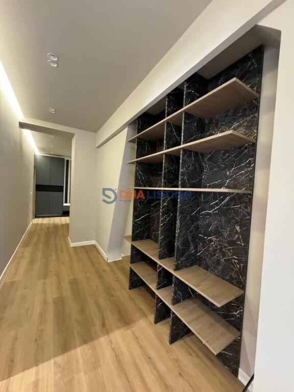 Vendiamo appartamento di lusso 2+1 presso Tirana Garden Building, Rruga e Kavajes 21 Dhjetori