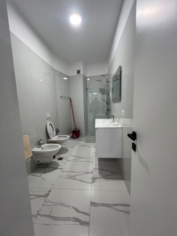 Tirane, rent 2+1 Apartment, 110 m². Price 750 € (Aviation Field. Dafinave Street)