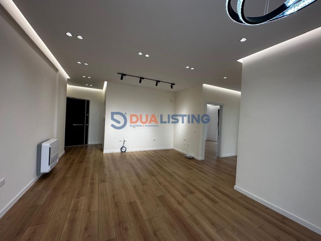 We offer ideal office space for rent in the Arlis Complex, Rruga e Dibrës 📍