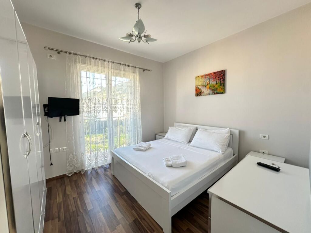 Apartment 2+1 for Long Term Rent, Full Sea View - near Hotel Liro, Vlore