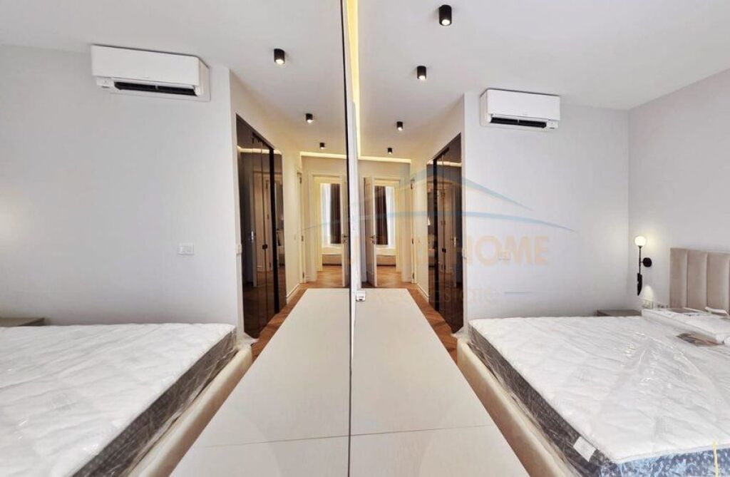 AFFITTASI APPARTAMENTO 3+1+POSTO AUTO PEZA RESIDENCE