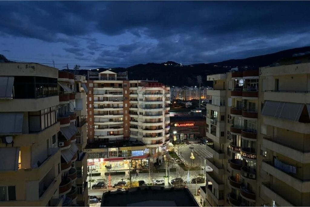 🏡 APARTMENT 2+1+2 FOR RENT – INDEPENDENCE SQUARE, VLORA