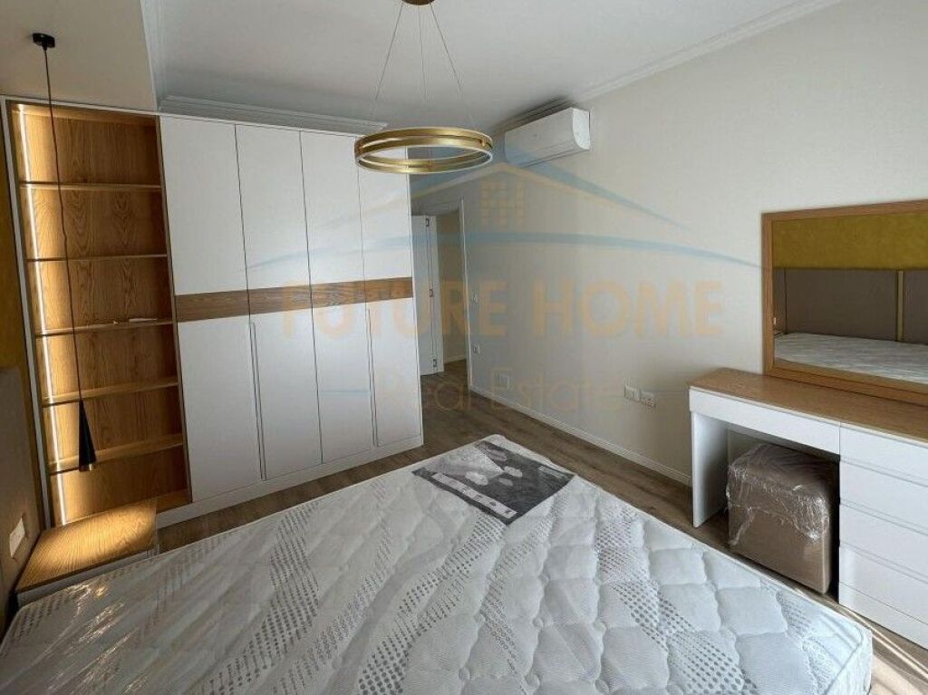 Affitto, Appartamento 2+1+2+Posto Auto, Nuovo Boulevard.!