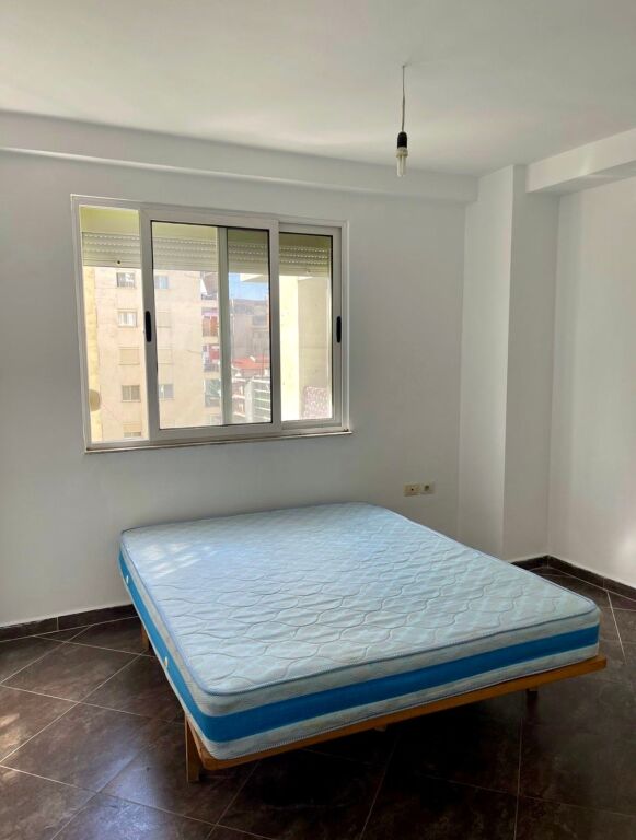 📣 AFFITTO Appartamento 1+1 📍 Misto Mame, Vicino ai Palazzi Cabej ✨