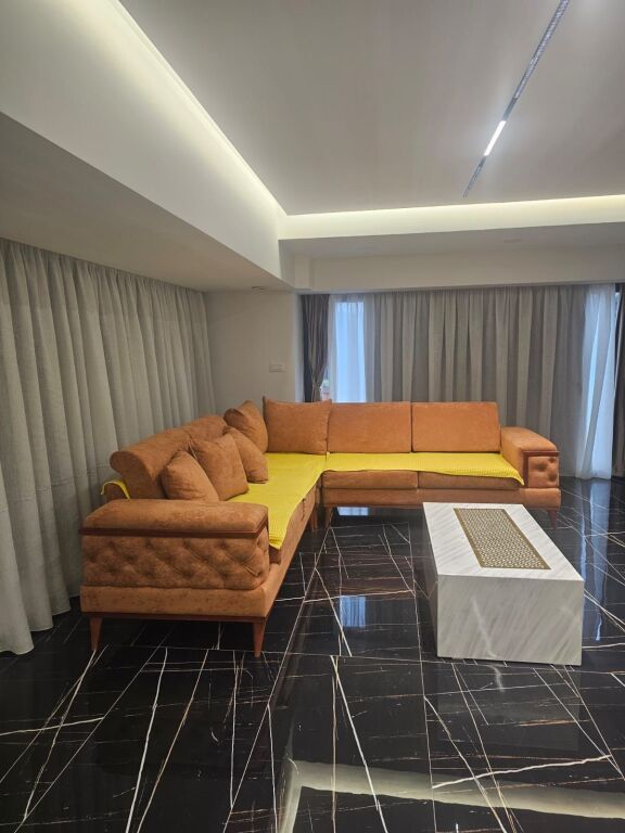 APARTAMENT 2+1 PER QERA TEK FUSHA E AVIACIONIT