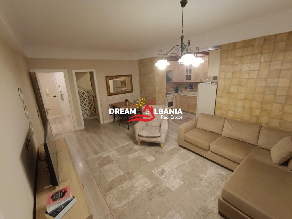 Apartament 2+1 Ne Shitje ne Qender afer 9 katsheve (Akutalisht 1+1 + Gasoniere)(ID 41212157)
