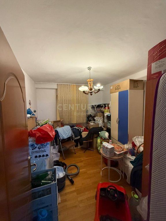Apartment 2+1 for sale near the “Kushtrimi i Lirisë” School