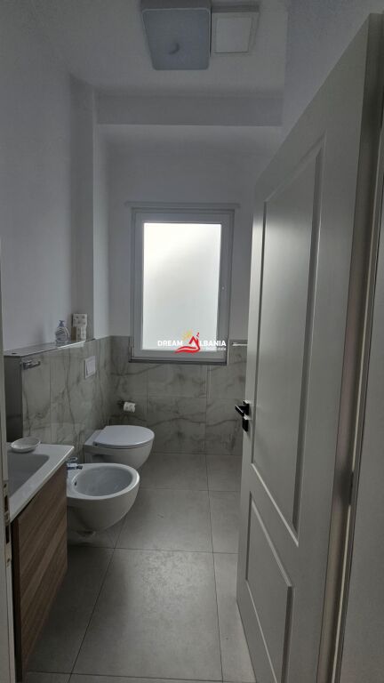Villa su 3 piani in affitto – Vilat Lule, Mjull-Bathore (ID 4251421 )