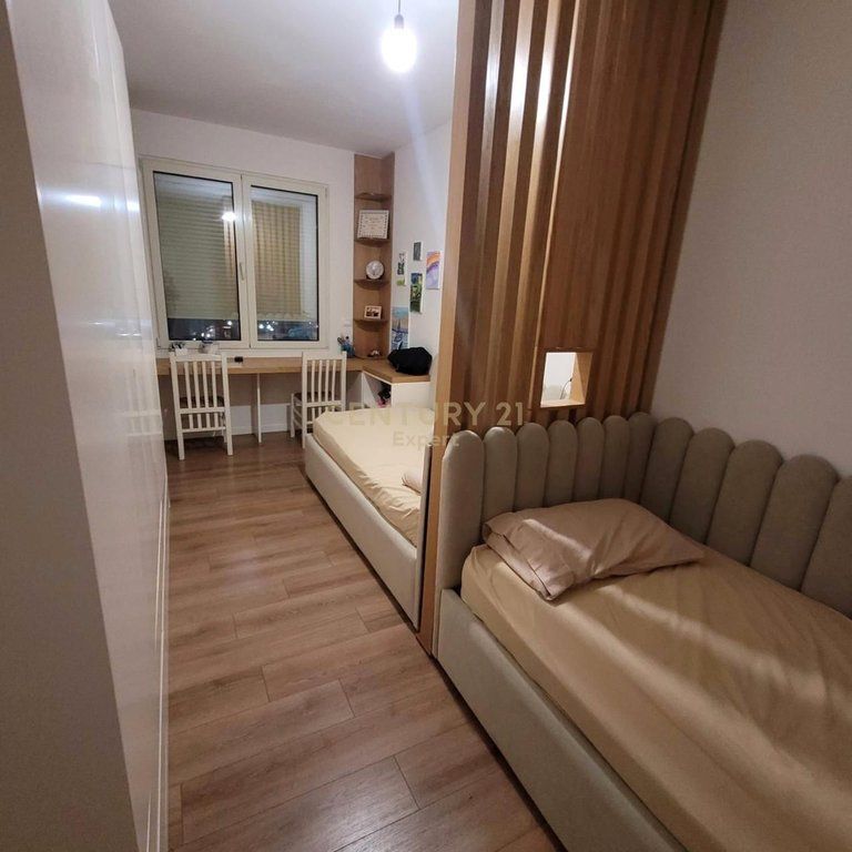 JEPET ME QIRA APARTAMENT 2+1 TEK FUSHA E AVIACIONIT