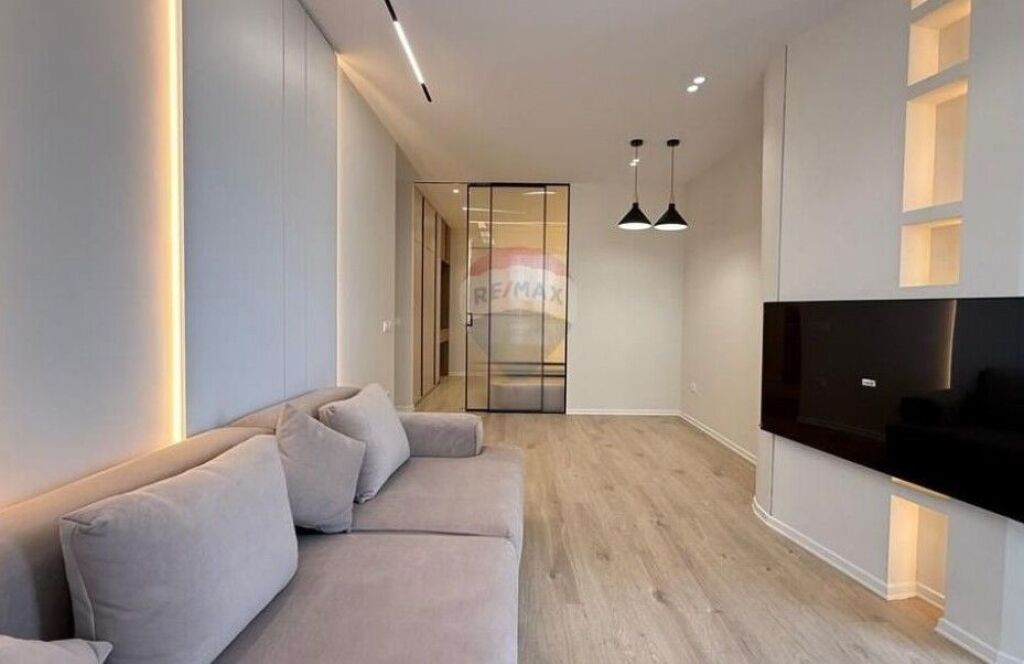 Appartamento - In Vendita - Via Frederik Shiroka, Tirana(ID: 530181010-3290)