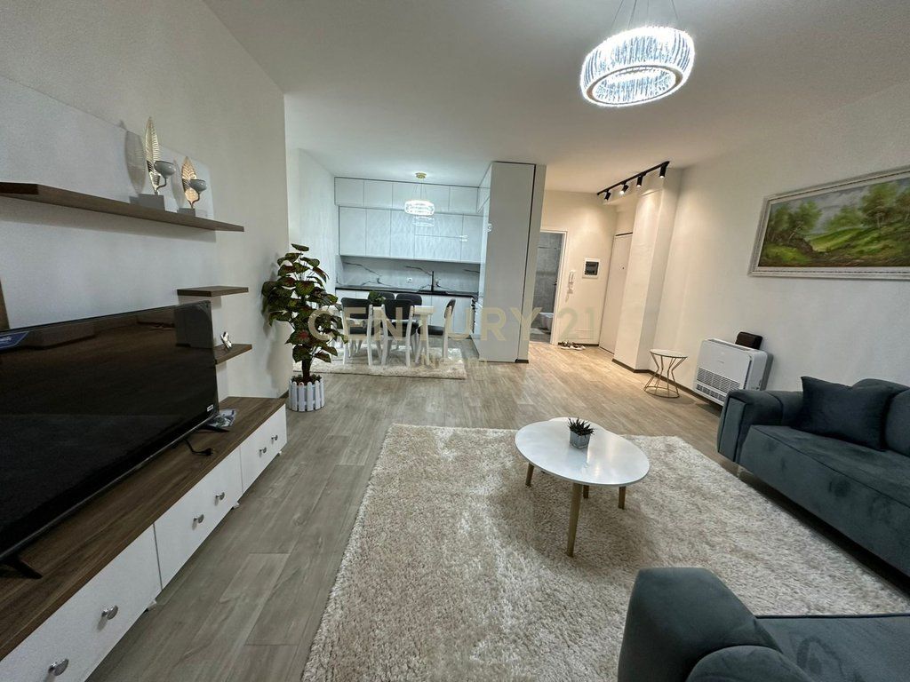 Appartamento moderno 2+1 in affitto a Liqeni i Thate!