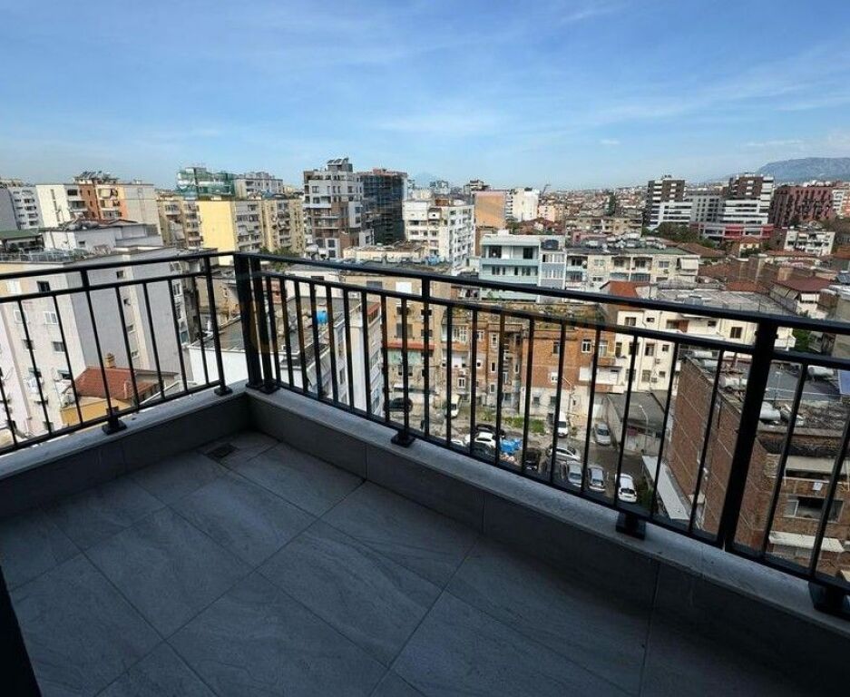 Rent, Apartment 1+1, New Bazaar, Tirana.