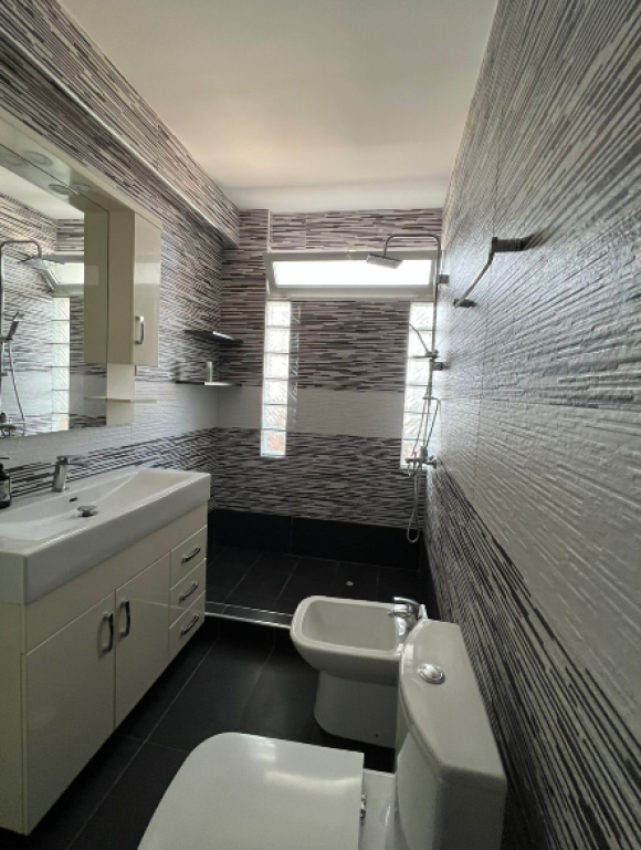 🏠 Apartment 2+1 for Rent – Dritan Hoxha Street  