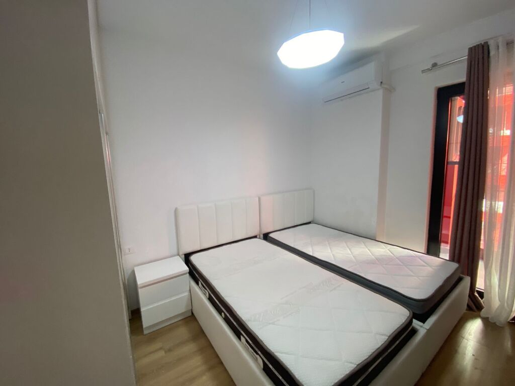 Apartament 2+1 për qira – Arlis, Farmacia 10