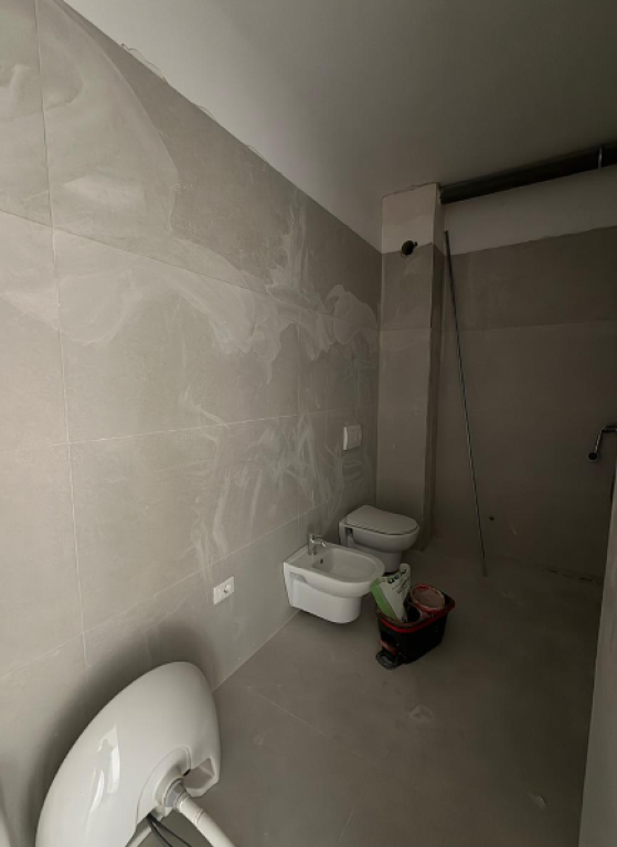 🏡 Apartament 1+1 për Shitje – Liqeni i Thatë, pranë Radisson