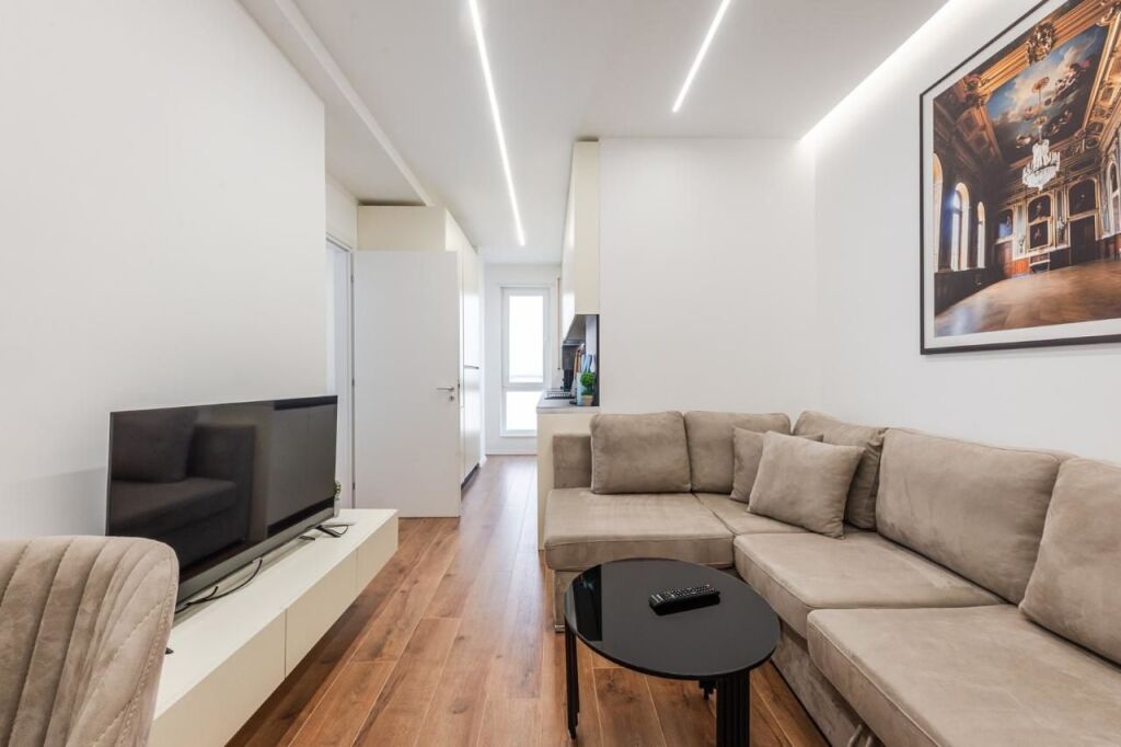APARTMENT FOR RENT 1+1 IN MYSLYM SHYR, TIRANA