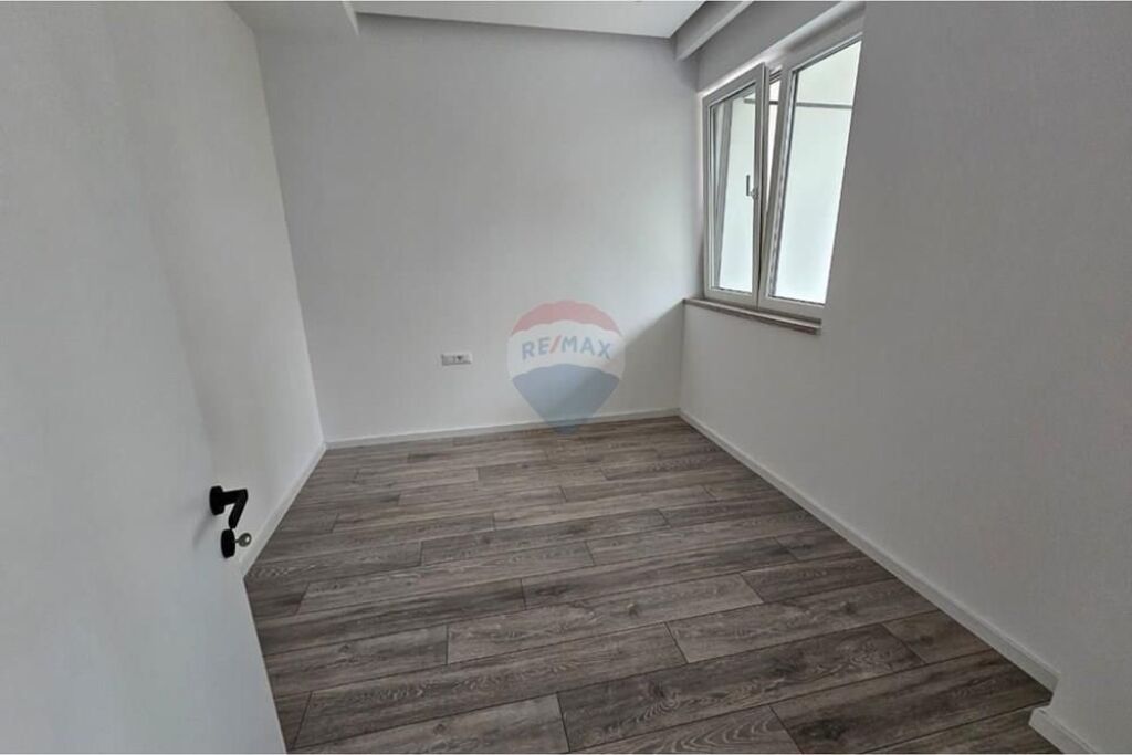 Luxurious Villa for Rent at the Dry Lake