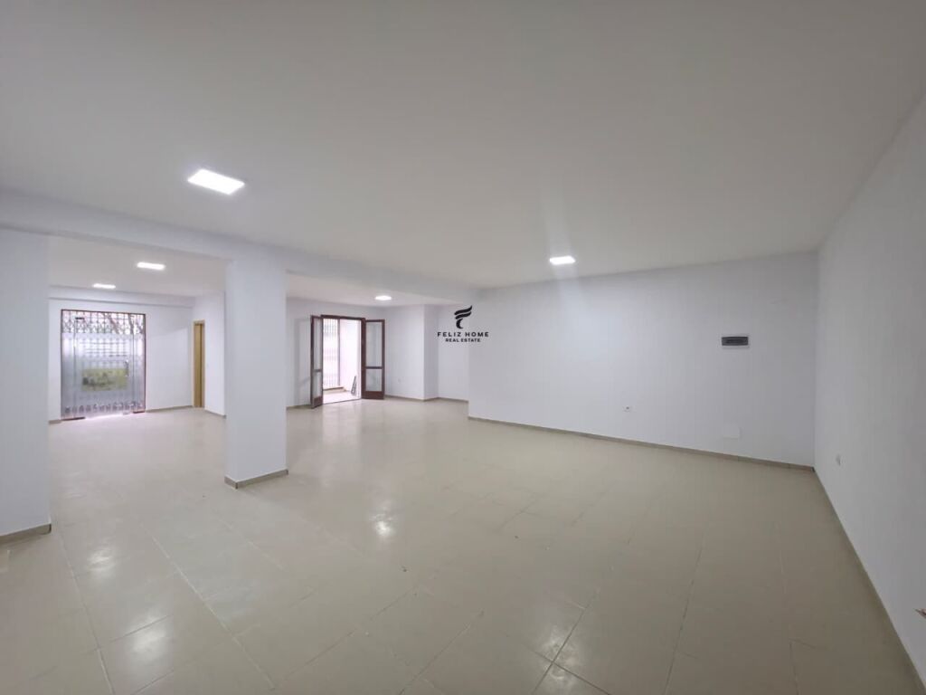 DYQAN ME QERA 90 M2 KOPSHTI BOTANIK 90.000 LEKE
