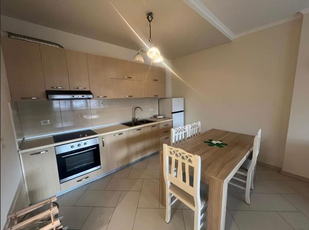 Apartament 2+1 me qira ,Kompleksi Delijorgji
