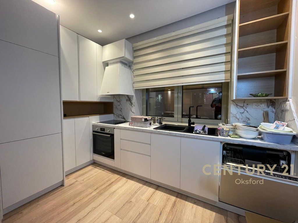 APARTMENT 2+1+2 FOR SALE, VASIL SHANTO NEAR KESH