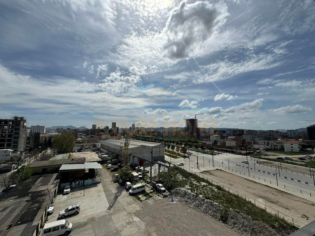 Affitto, Appartamento 2+1+2+Posto Auto, Nuovo Viale.