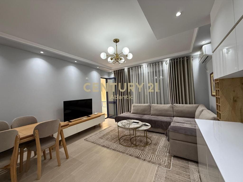 Apartment 2+1+2wc For Sale in Golem, Durrës - 125,000€ | 106 m²