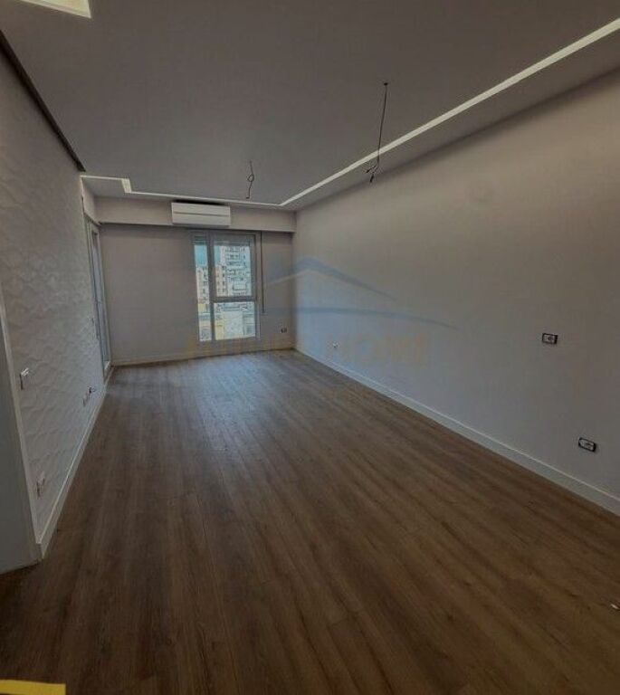 For sale, Apartment 2+1 +2 balconies Red School