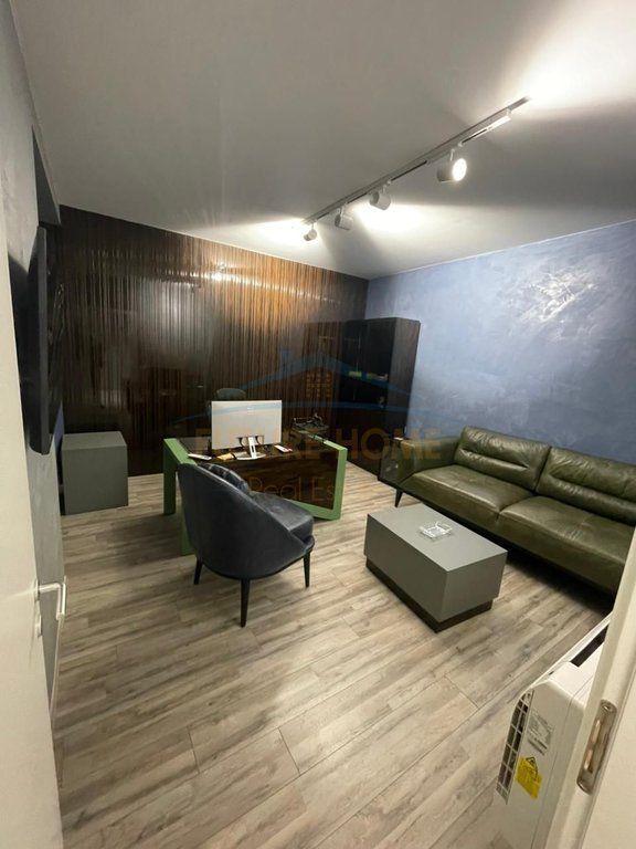 Qera, Ambjent biznesi Rruga Panorama , Quartum Residenxe