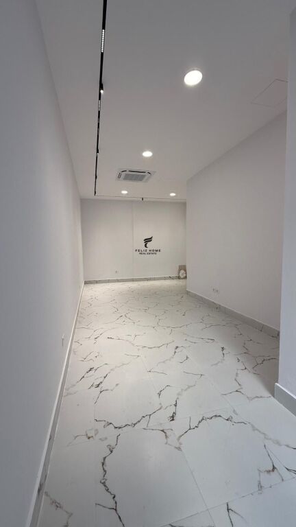 NEGOZIO IN AFFITTO 39 M2 MINE PEZA 90.000 LEKE