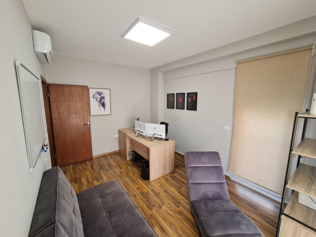 📢 Appartamenti/Uffici in affitto📍 Via Frosina Plaku💰 160.000 lek nuovi