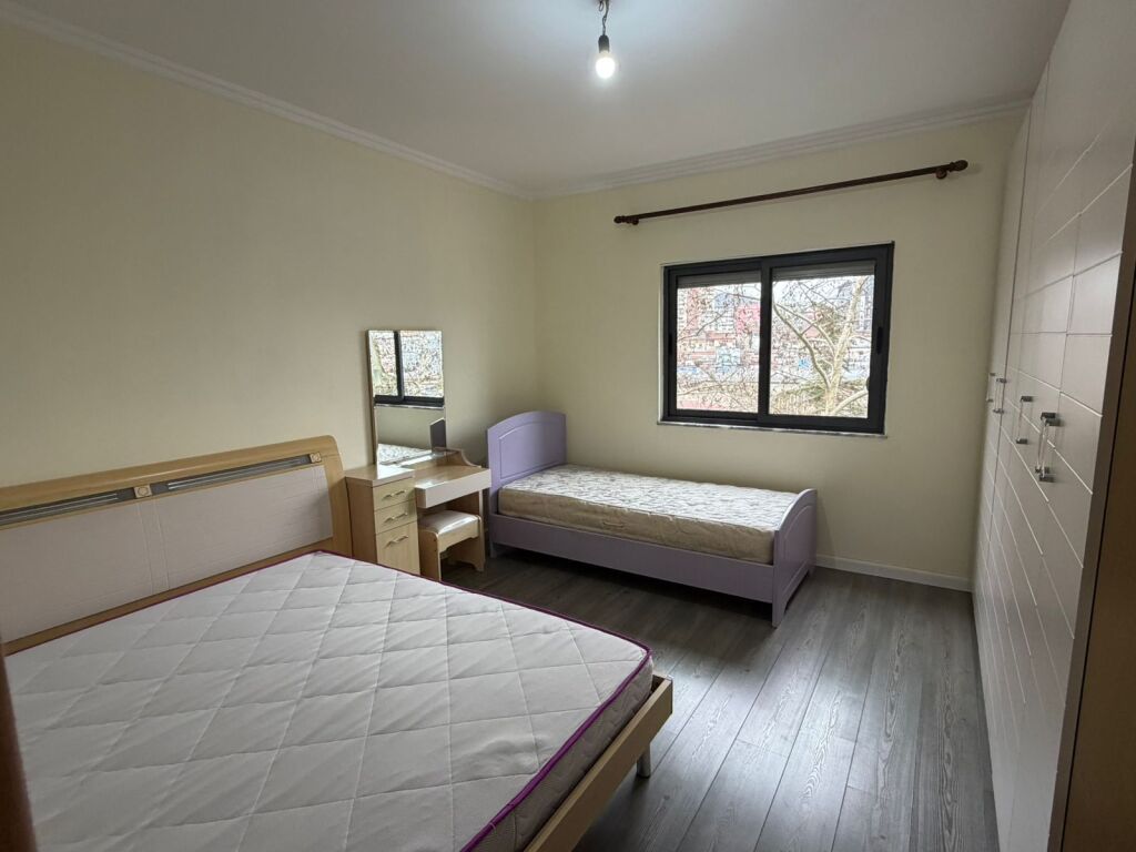 Qera: Apartament 1+1  Kati 6  📍Pallati me Shigjeta Cmimi:450 €