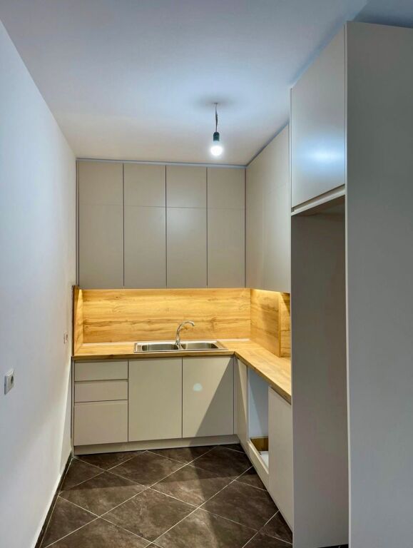 📣 AFFITTO Appartamento 1+1 📍 Misto Mame, Vicino ai Palazzi Cabej ✨