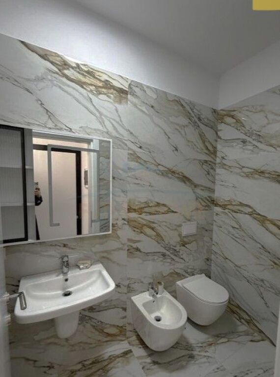 Qera, Apartament 2+1+Post Parkimi,Rezidenca Golden Tower,Mine Peza